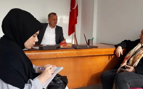 Yörükler Muhtarı Sayın Yüksel KARABELA‘yı ziyaret ettik. Bölge insaninin yaşadıklari sorunlar ile ilgili bilgiler edindik