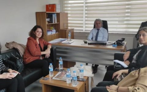 Kızılırmak Deltası Sulak Alan ve Kuş Cenneti Alan Başkanı Sayın Doç.Dr. Mustafa GÜLER’i ziyaret ettik ve kendisinden bölgede yürütülen çalışmalar ve projeler hakkında bilgiler aldık.